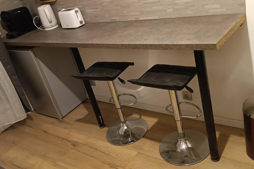 Appartement Duplex Lumineux & Wifi Netflix à Roubaix Extérieur photo
